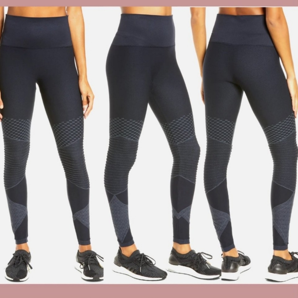 Spanx Womens  Look at Me Now Seamless Moto Leggings